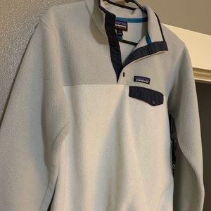 Patagonia sweatshirt